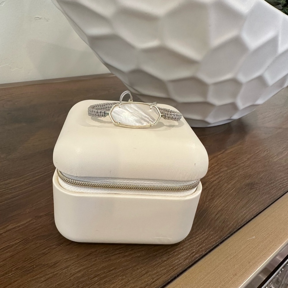Kendra Scott Silver and White Bracelet